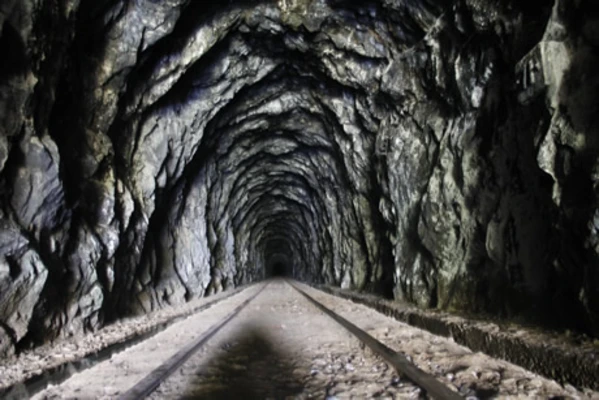 Túnel de la Quiebra, en el Centro de la Montaña